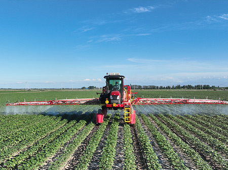 z6com人生就是搏3WPZ-3000型自走式风幕式喷杆喷雾机